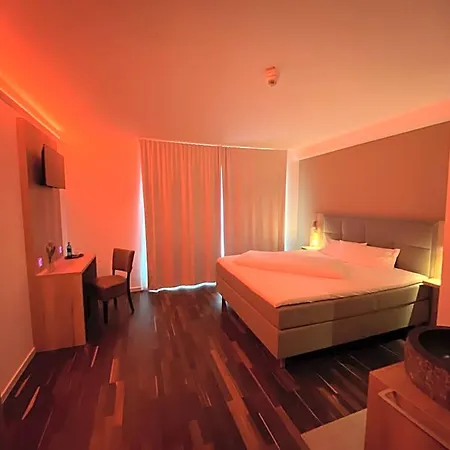 B4 Hotel 3*
